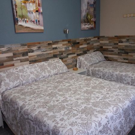 Hostal La Pilarica بلتيرنا المظهر الخارجي الصورة