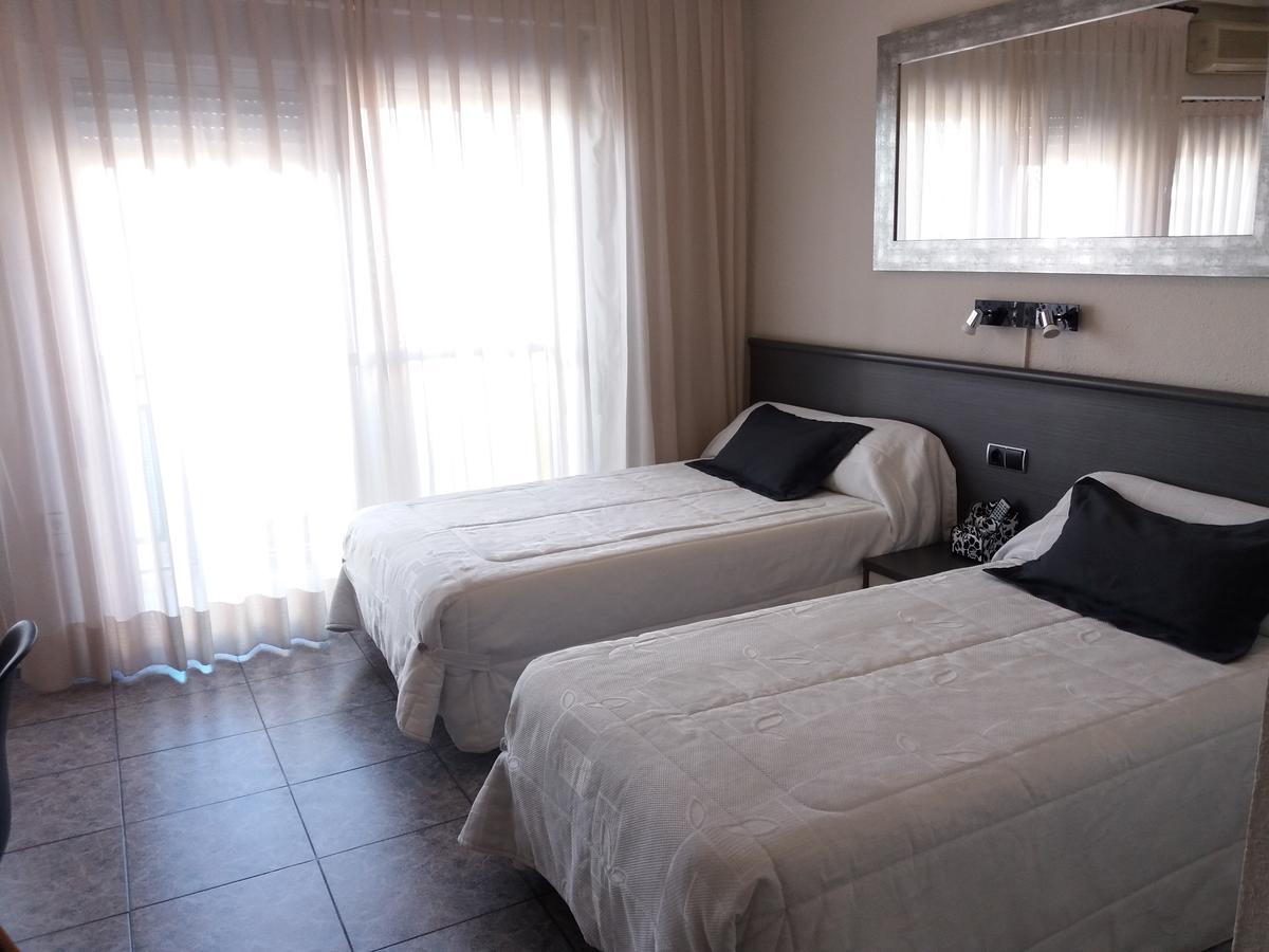 Hostal La Pilarica بلتيرنا المظهر الخارجي الصورة