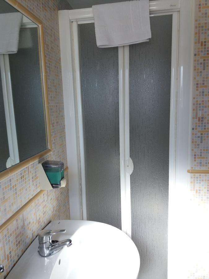Hostal La Pilarica بلتيرنا المظهر الخارجي الصورة