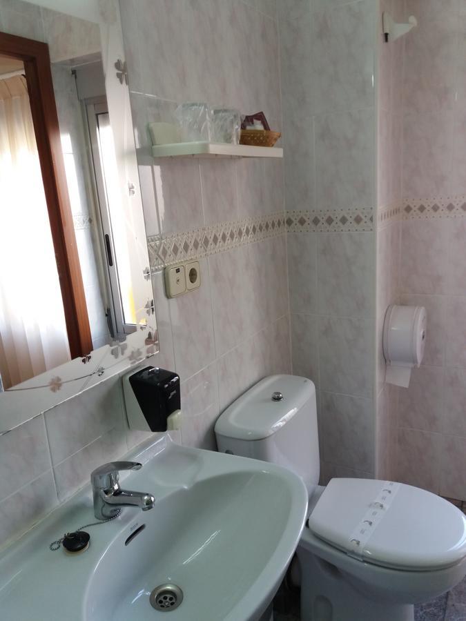 Hostal La Pilarica بلتيرنا المظهر الخارجي الصورة